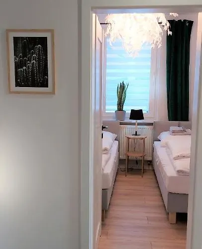 Botanika Apartment *